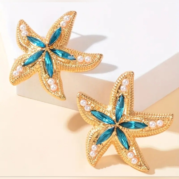 NEW! 2 For 25$ Gold and Blue Starfish Earrings NEW - Picture 2 of 3